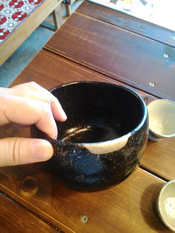 すず粉を撒いた茶碗