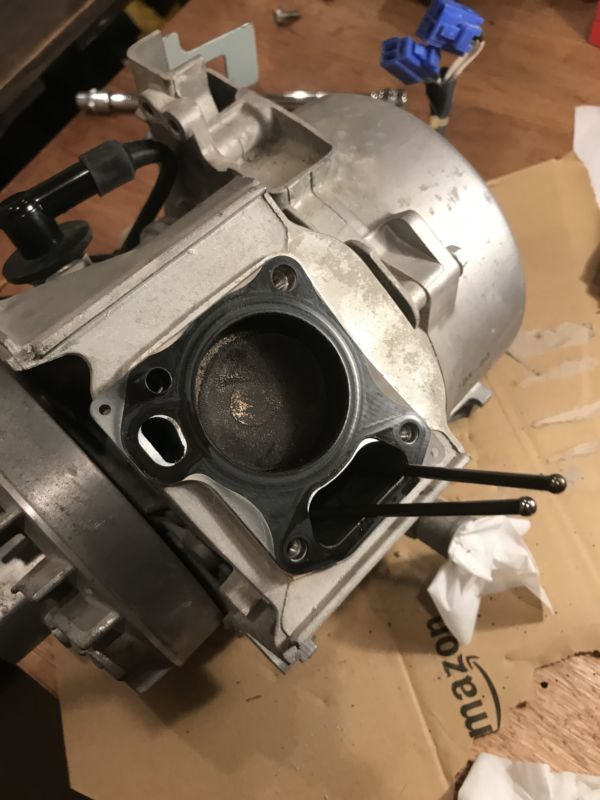 シリンダ、ピストン